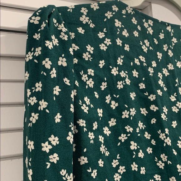 Like new Reformation Annette ditsy floral green/white size Large boho romantic - Picture 9 of 10
